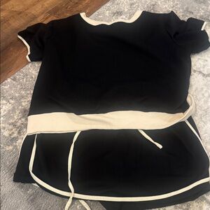 Black and White Short Sleeve Top